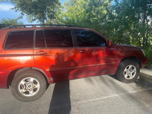 Red 2003 Toyota Highlander Limited