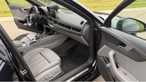 2018 Audi A4 2.0T ultra Premium