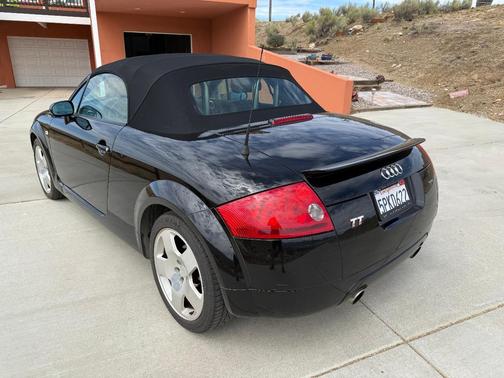 Black 2001 Audi TT Roadster quattro