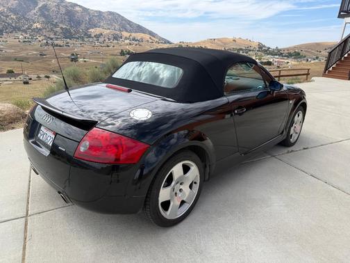 Black 2001 Audi TT Roadster quattro