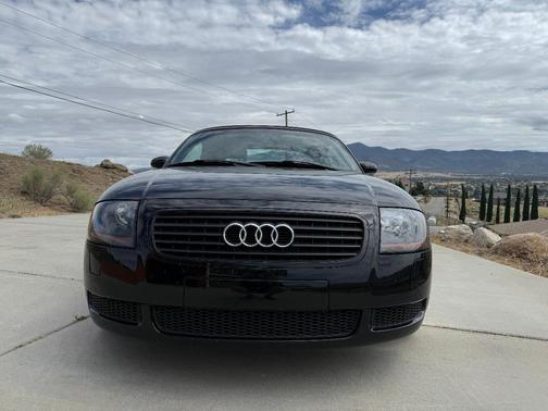 Black 2001 Audi TT Roadster quattro
