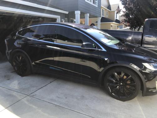 2017 Tesla Model X 75D