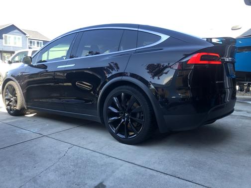 2017 Tesla Model X 75D