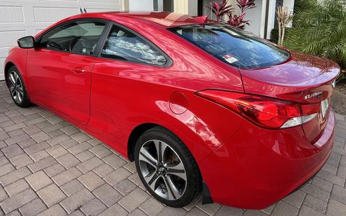 2013 Hyundai ELANTRA SE