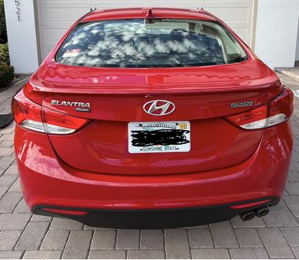 2013 Hyundai ELANTRA SE