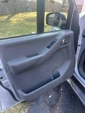 2011 Nissan Frontier SV