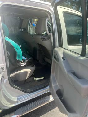 2011 Nissan Frontier SV