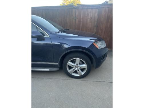 2012 Volkswagen Touareg TDI Lux