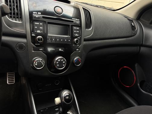 Gray 2013 Kia Forte Koup SX