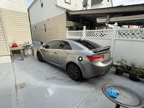 Gray 2013 Kia Forte Koup SX