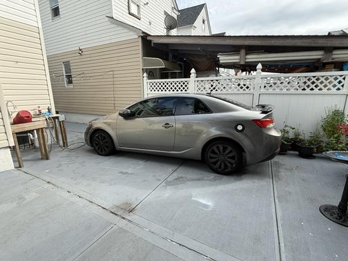 Gray 2013 Kia Forte Koup SX