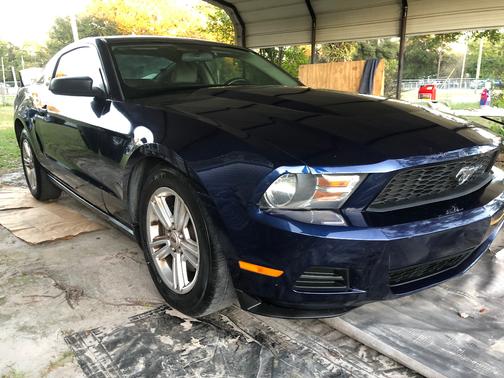 2011 Ford Mustang V6 Premium