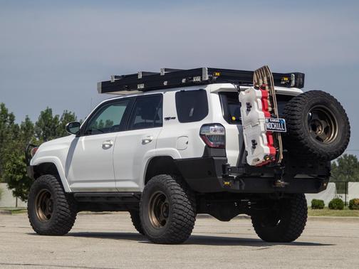 White 2018 Toyota 4Runner TRD Pro
