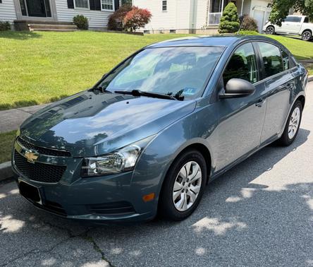 Green 2012 Chevrolet Cruze LS