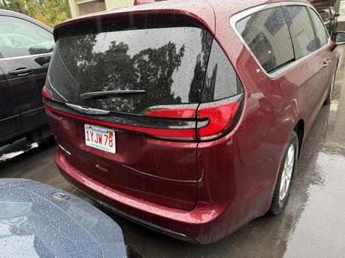 2021 Chrysler Pacifica Touring L