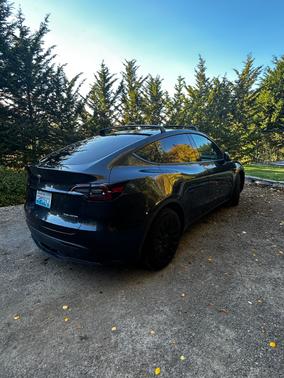 2025 Tesla Model Y Long Range AWD