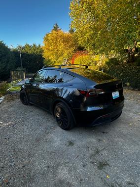 2025 Tesla Model Y Long Range AWD