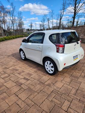 White 2013 Scion iQ Base