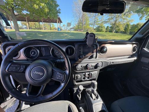 Black 2020 Jeep Wrangler Unlimited Sport