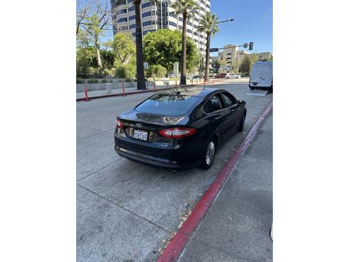 2016 Ford Fusion Hybrid SE