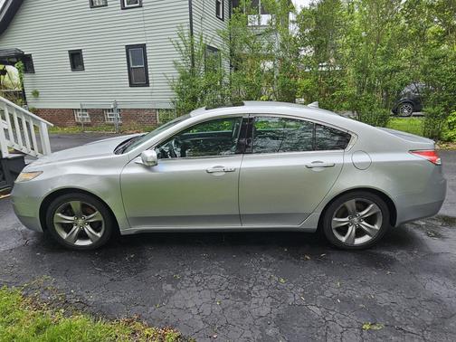 2013 Acura TL Technology