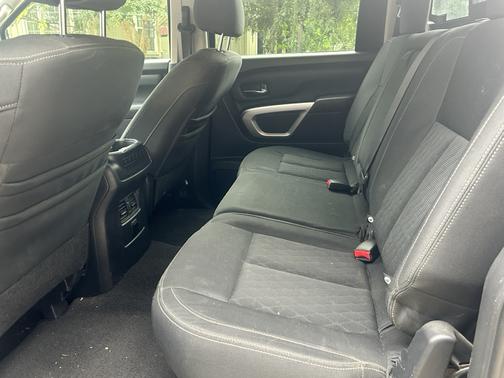 Gray 2017 Nissan Titan SV