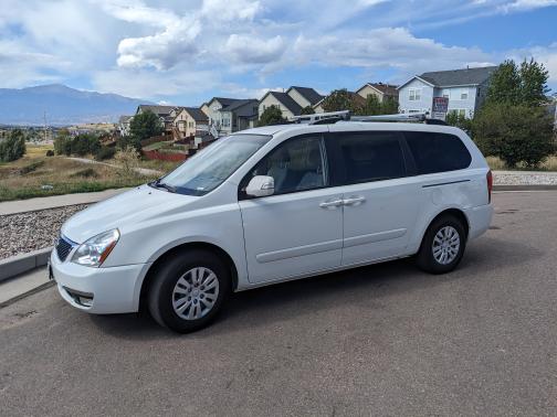2014 Kia Sedona LX