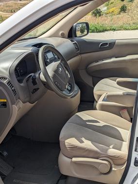 2014 Kia Sedona LX