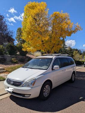 2014 Kia Sedona LX