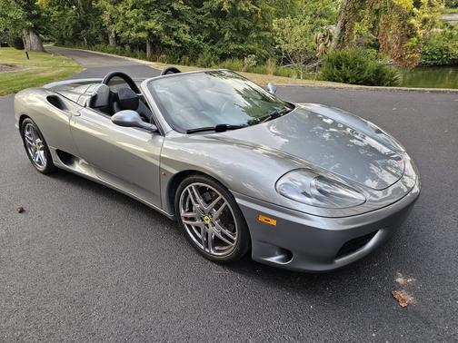 2004 Ferrari 360 Spider Base
