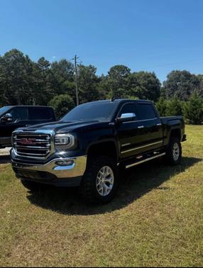 Black 2018 GMC Sierra 1500 SLT