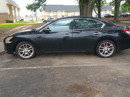 2011 Nissan Maxima SV