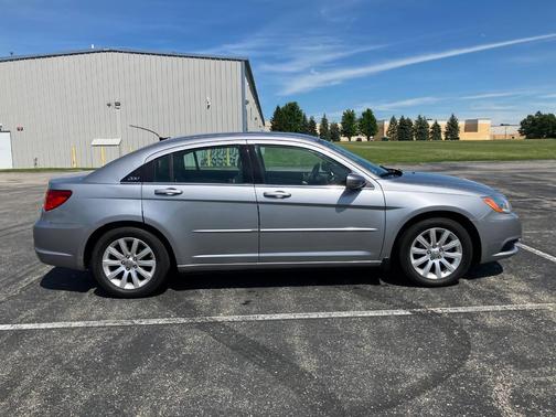 Gray 2013 Chrysler 200 Touring