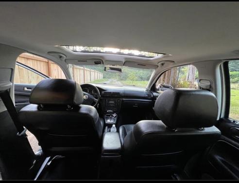 Photo 5 of 8 of 2003 Volkswagen Passat GLS