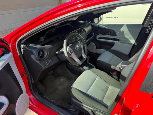 Red 2014 Toyota Prius c Two