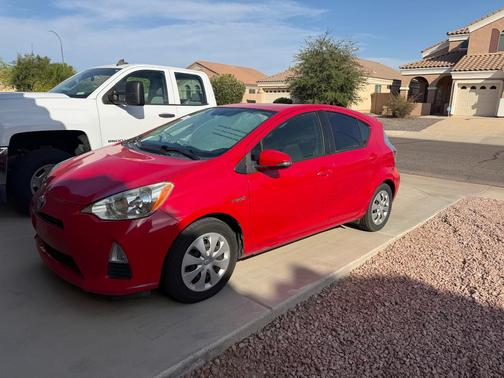 Red 2014 Toyota Prius c Two