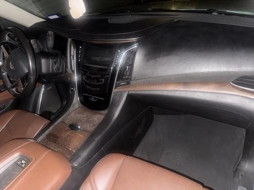 2015 Cadillac Escalade Premium