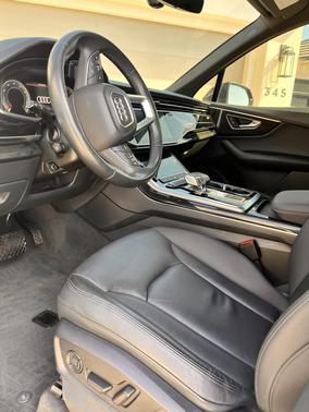 Black 2021 Audi Q7 45 Premium