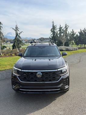 2025 Volkswagen Atlas 2.0T SEL Premium R-Line 4MOTION