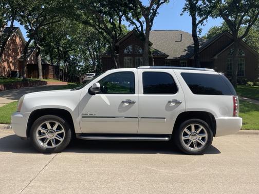 2012 GMC Yukon Denali