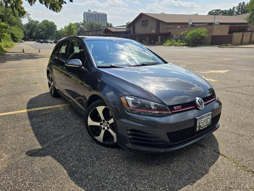 2017 Volkswagen Golf GTI Autobahn 4-Door