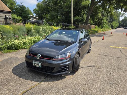 2017 Volkswagen Golf GTI Autobahn 4-Door