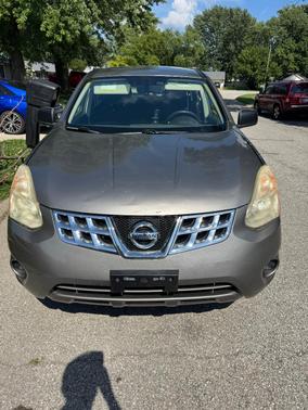 Silver 2013 Nissan Rogue S