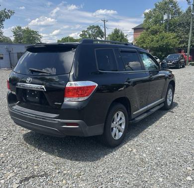 Black 2011 Toyota Highlander Base