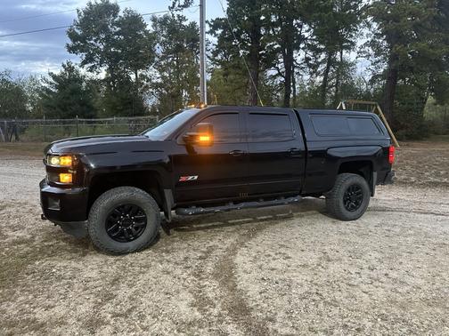 Black 2019 Chevrolet Silverado 2500 LT