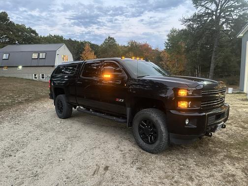 Black 2019 Chevrolet Silverado 2500 LT
