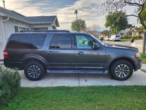 2016 Ford Expedition EL XLT