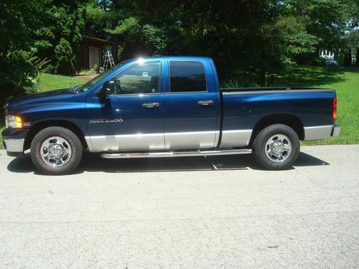 Blue 2003 Dodge Ram 2500 SLT Quad Cab