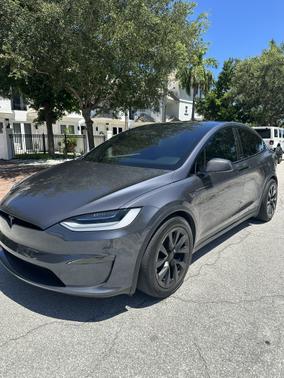 2022 Tesla Model X Long Range