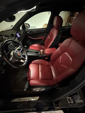 Blue 2018 Porsche Macan Macan GTS